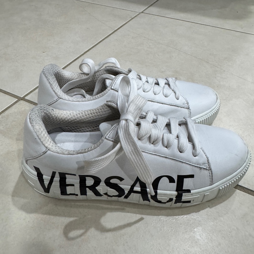 Versace kids Greca logo size 35